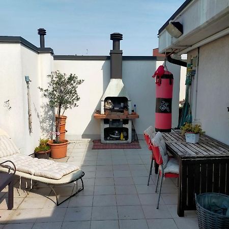 The Rooftop Перо Екстер'єр фото